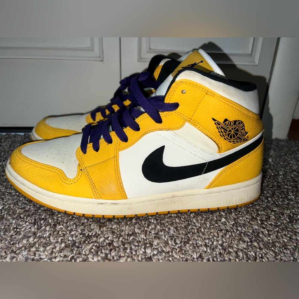 Laker color Jordan 1 Mids. Size 11.5